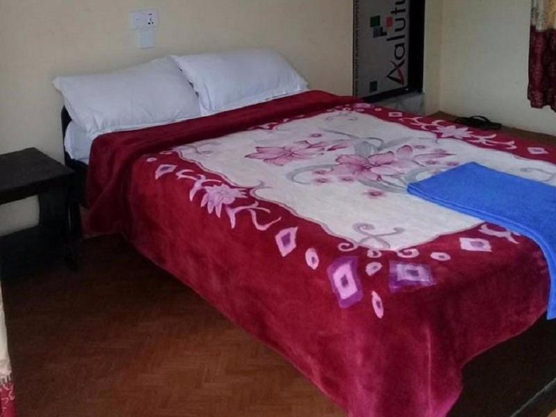 Gautam Garden Guest House Покхара Экстерьер фото
